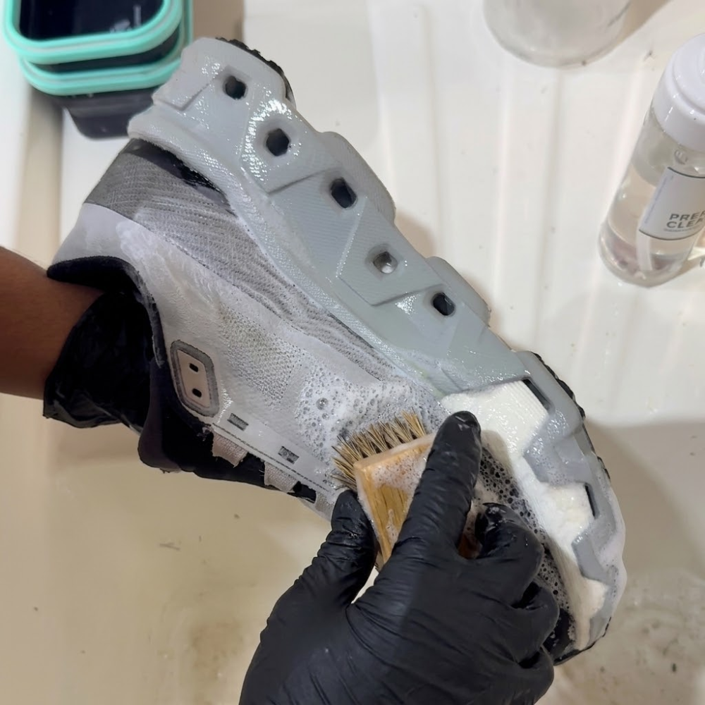 Servicio de Limpieza de Zapatillas